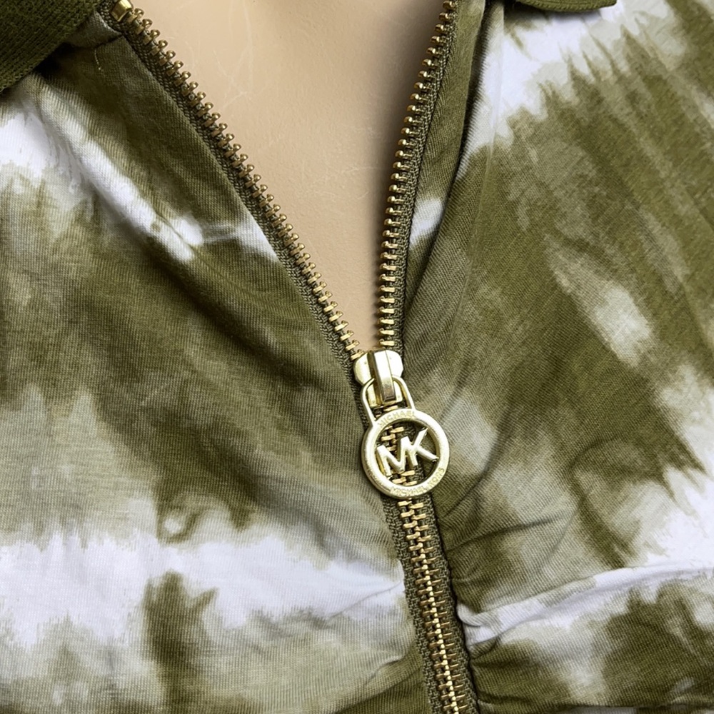 Michael Kors Tye Dye Collar Zip Tee - Picture 4 of 12